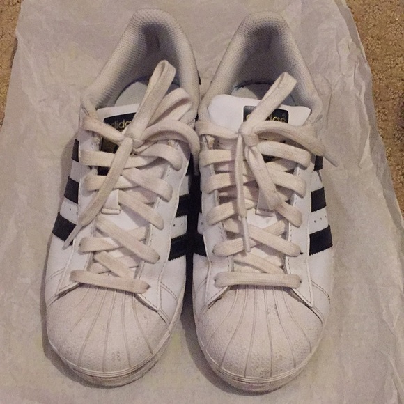 Adidas Superstar - Picture 3 of 6